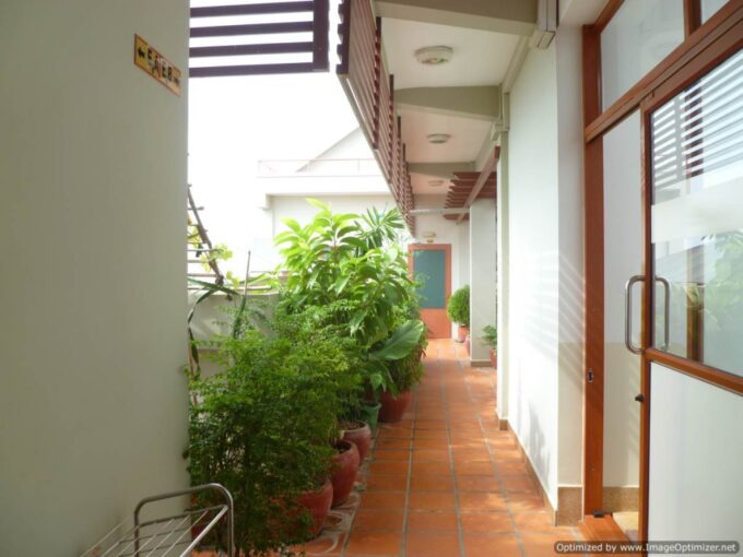 2 Bedroom Apartment in Daun Penh