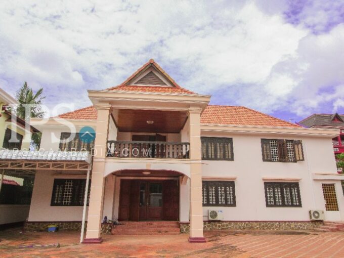 Villa for Rent in Siem Reap - 4 Bedrooms