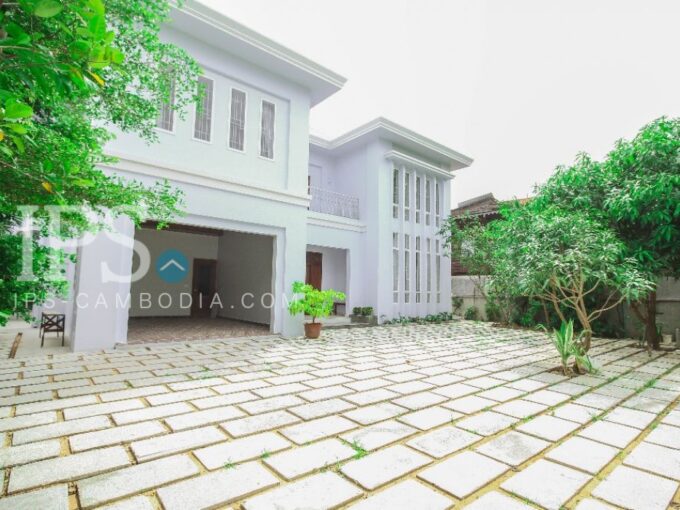 Siem Reap - 6 Bedroom Villa for Rent