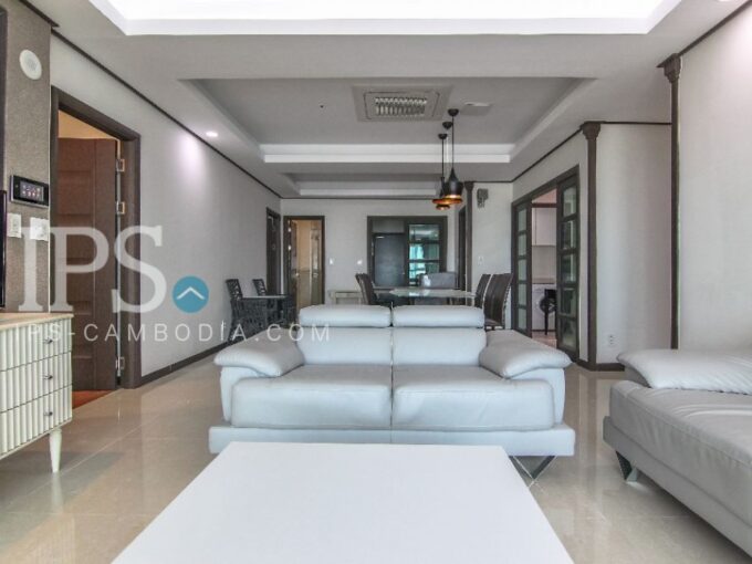 4 Bedroom Modern Apartment for Rent in DeCastle BKK1