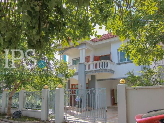 4 Bedroom Villa For Rent - Tonle Bassac
