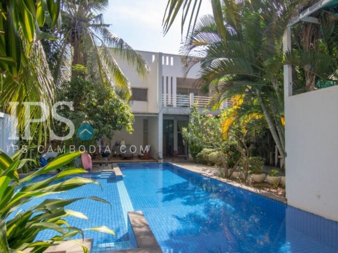 6 Bedroom Villa For Sale  Boeung Tumpun