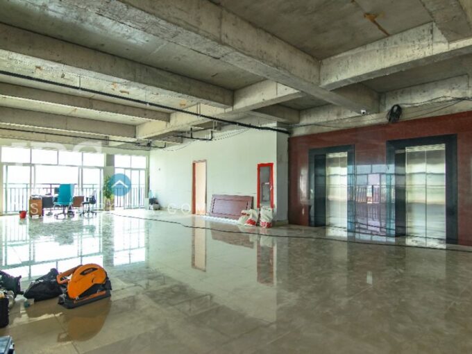 377 Sqm Commercial Office Space For Rent - Toul Tum Pong