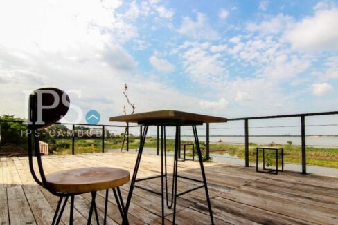 Villa For Rent in Countryside Setting with Riverside Views - Preaek Aeng