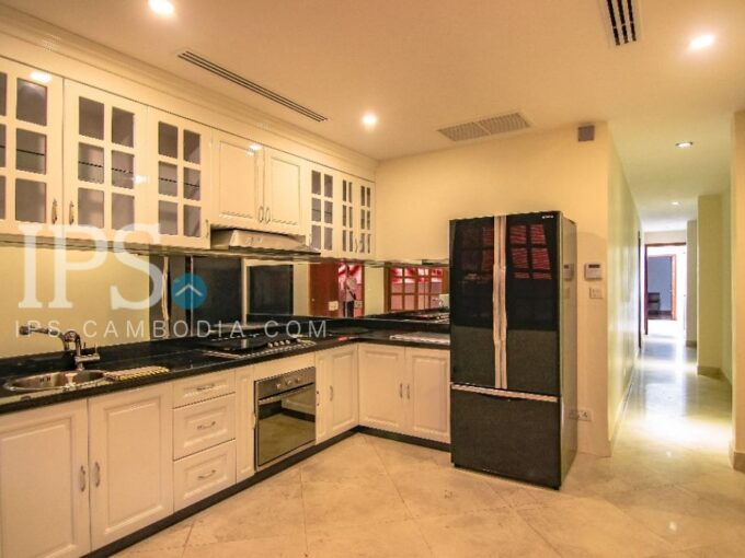 2-Bedroom Apartment for Rent - BKK1