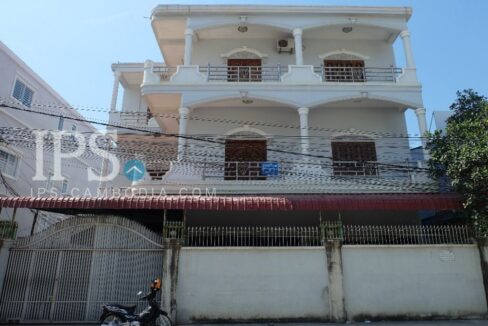 Villa For Sale - Street 2004