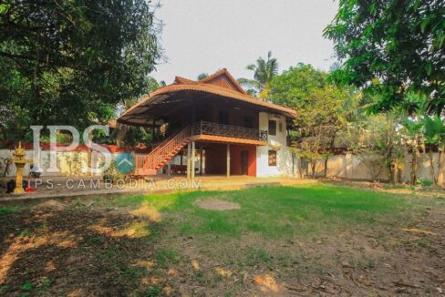 Siem Reap - 3 Bedroom Traditional Khmer Villa for Sale
