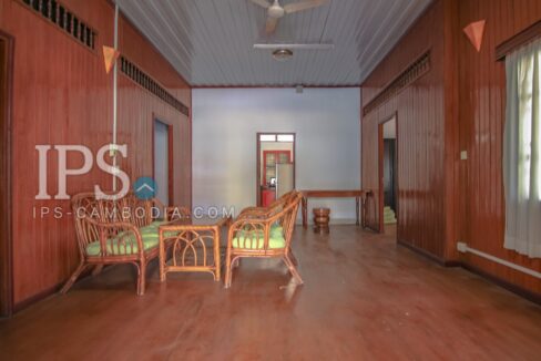 3 Bedroom Apartment for Rent - Russian Market