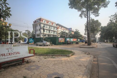 Apartment Building with Ground Floor Commercial Space for Rent - Siem Reap