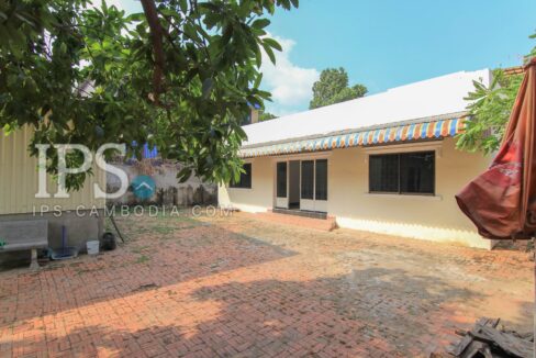 Warehouse For Rent - Boeung Kak 1