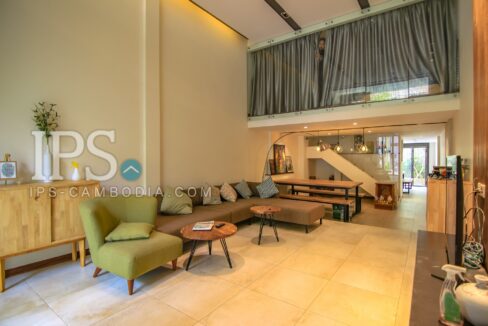 4 Bedrooms Townhouse For Rent - Toul Tum Poung