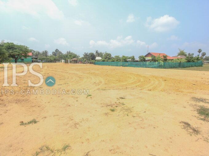 250 sqm. Land For Sale - Chreav