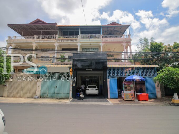 5 Room  For Sale in Boeung Kak 2
