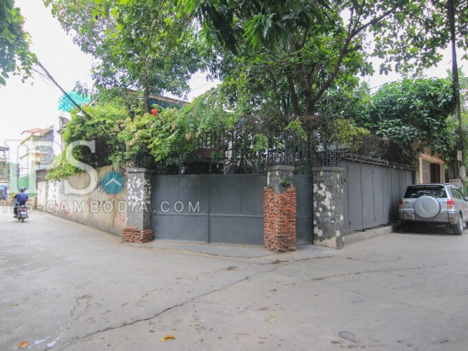 166 Sqm Corner Land For Sale - Tonle Bassac