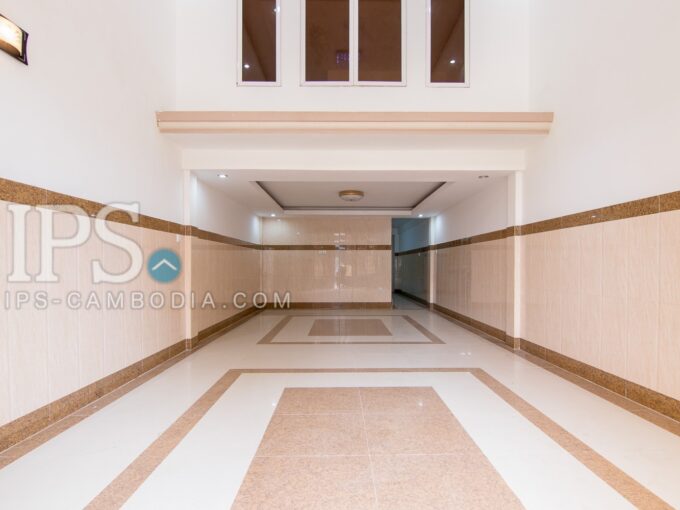 4 Bedrooms Shop House For Rent - Russey Keo