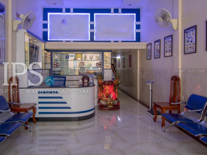 3 Bedroom Shophouse For Sale - Teuk La Ark 2
