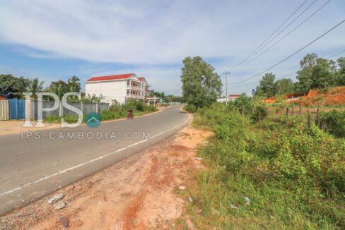 950 sqm Land For Rent - Ream
