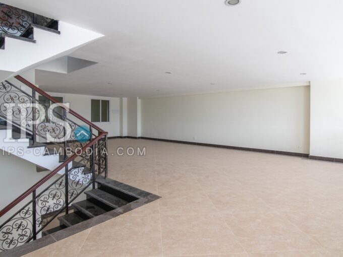 Commercial  Building  For Rent - Tonle Bassac
