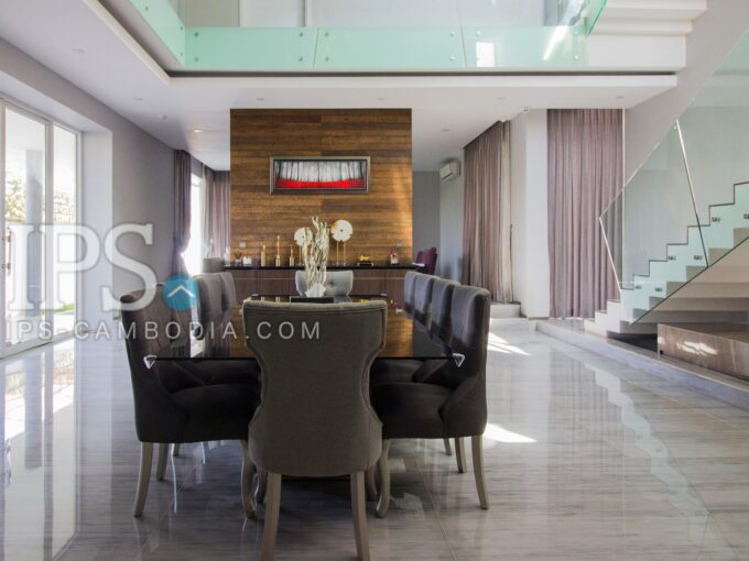 4 Bedroom Villa For Rent - Phnom Penh Thmey