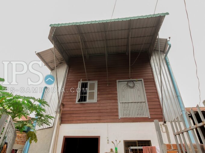2 Bedroom House For Sale - Night Market Area