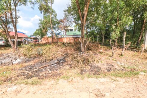 600 sq.m Land For Sale - Mittapheap