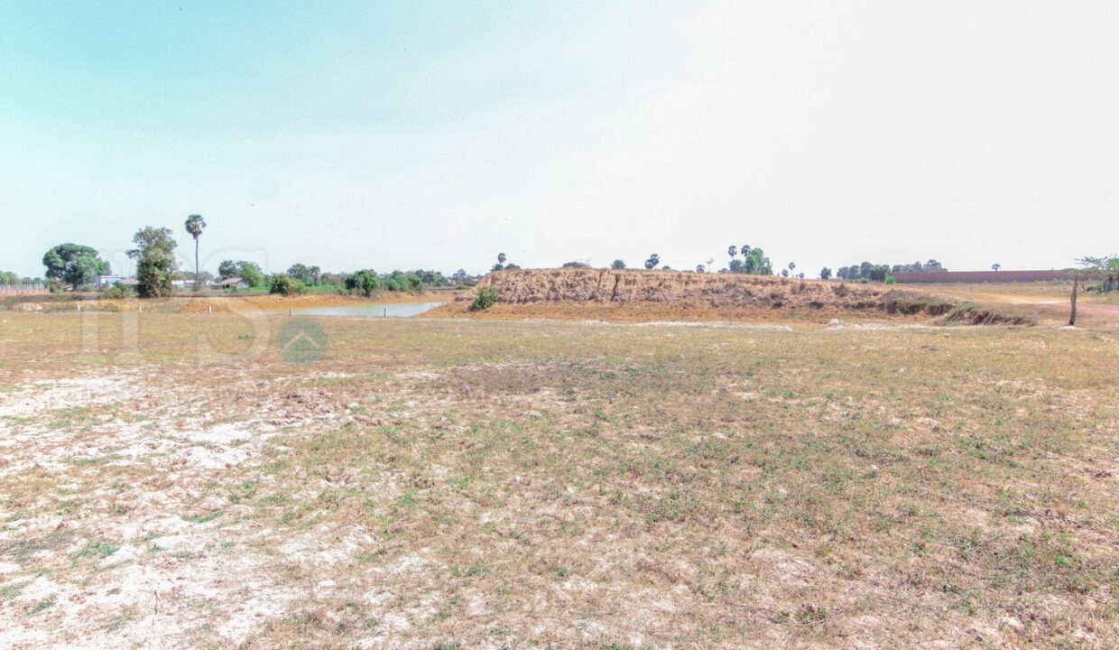 100 sqm. Land For Sales - Chreav
