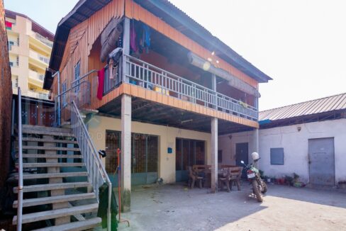 14 Bedrooms House For Sale - Teuk Tla