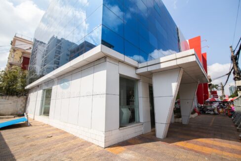 750 sqm. Commercial Building For Rent- Boeung Prolit