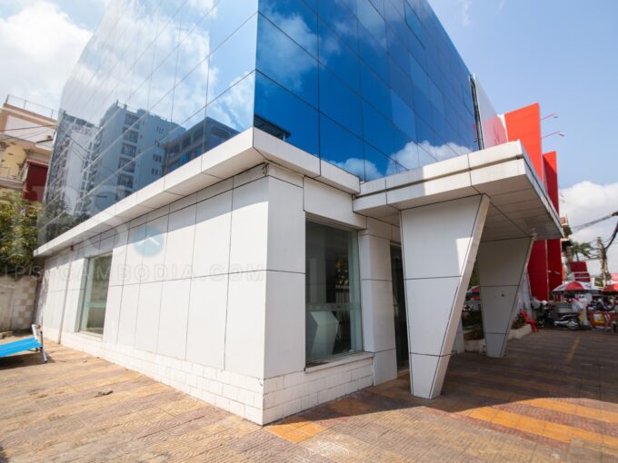 750 sqm. Commercial Building For Rent- Boeung Prolit