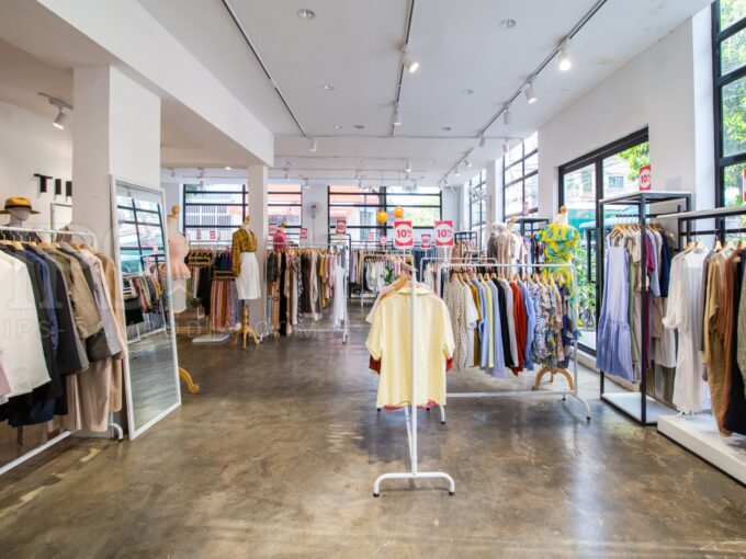 Corner Fit-Out and Lease For Sale - Toul Tum Poung