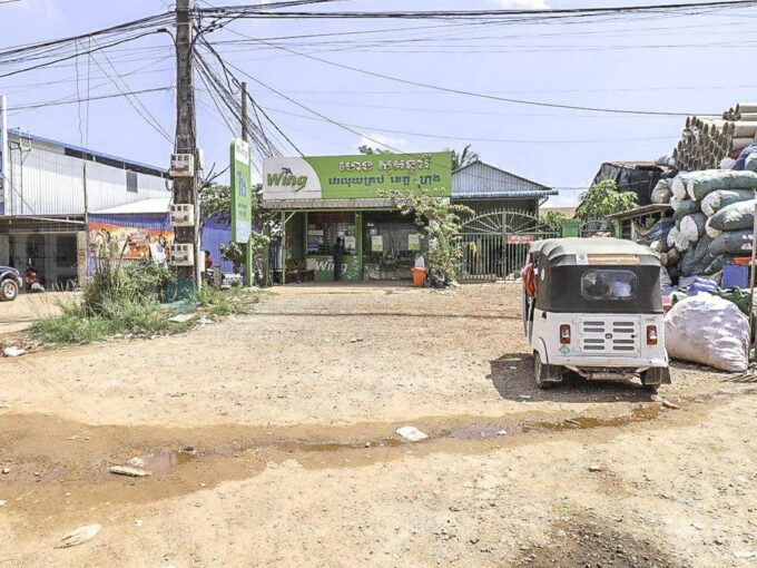 420 sq.m. Land For Rent - Klang Leu