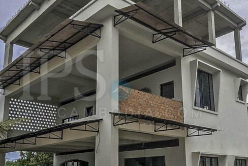 500 sq.m. House and Land For Sale - Mittapheap