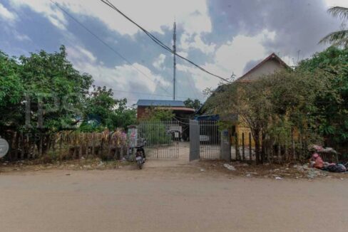 Land 1438sqm For Sale in Svay Dangkum