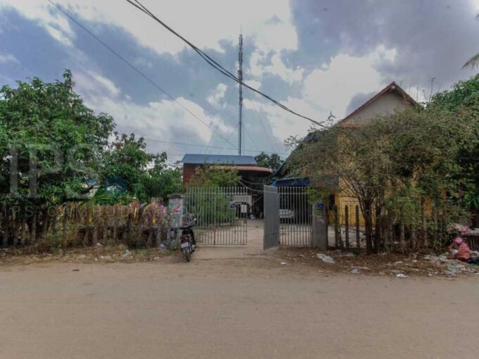 Land 1438sqm For Sale in Svay Dangkum