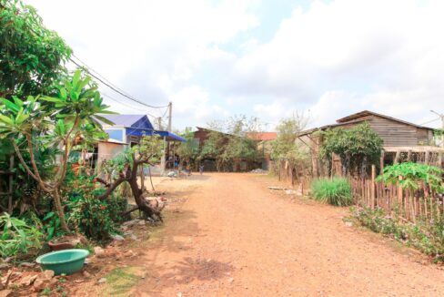 land For Sale - Sambour