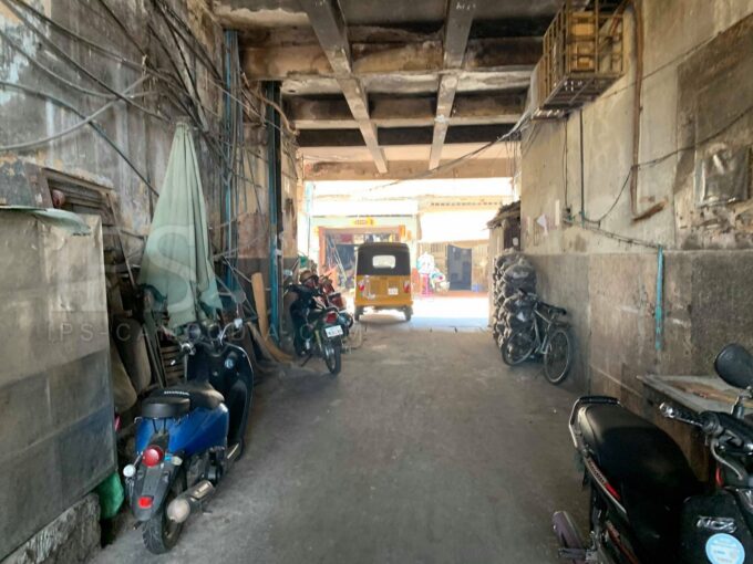 3 Bedoom Flat  For Sale - Phsar Chas