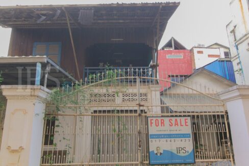 216 sq.m. Land For Sale - Slor Kram