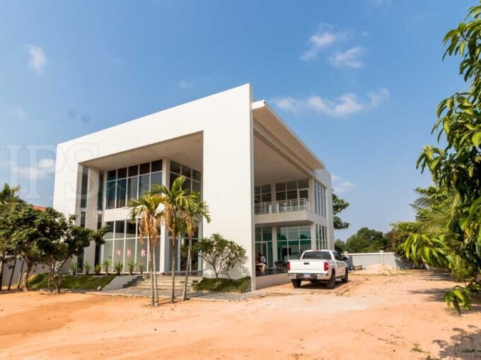 5 Bedroom Villa For Sale - Svay Thom