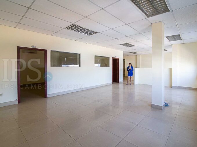 112 Sqm Office Space for Rent in Phnom Penh - Daun Penh