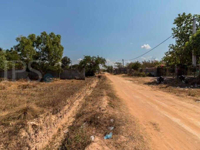 840 sq.m. Land For Sale - Svay Dangkum