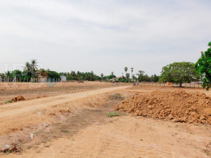 1291 sq.m. Land For Sale - Chreav
