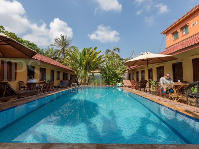 18 Bedroom Boutique Villa  For Rent  - Svay Dangkum