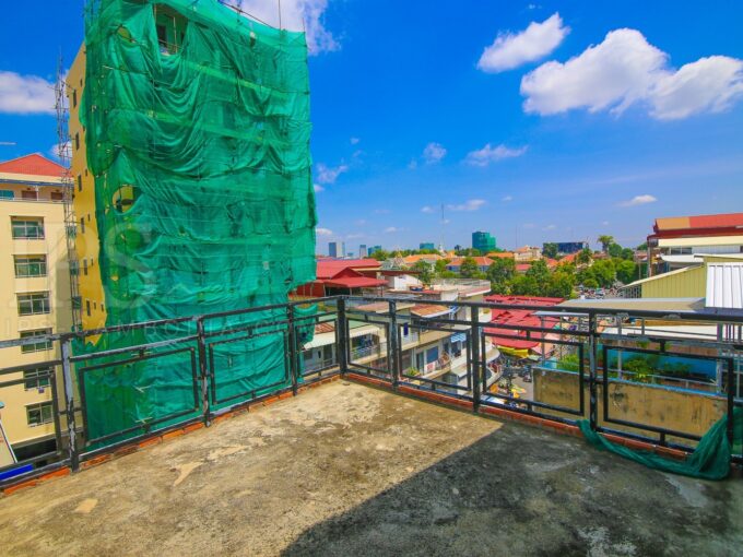 2 Bedroom Apartment For Sale - Daun Penh