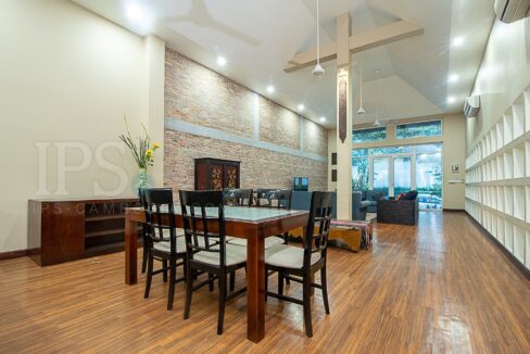 6 Bedroom House For Sale in Phnom Penh - Tonle Bassac