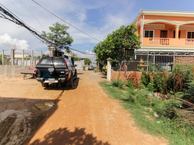 375 sq.m. Land For Sale - Slor Kram