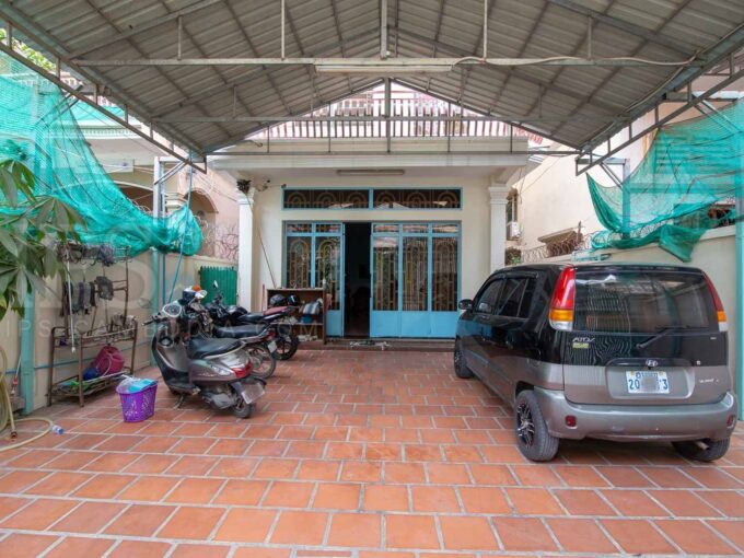 4 Bedroom House For Sale - Boeung Tumpun