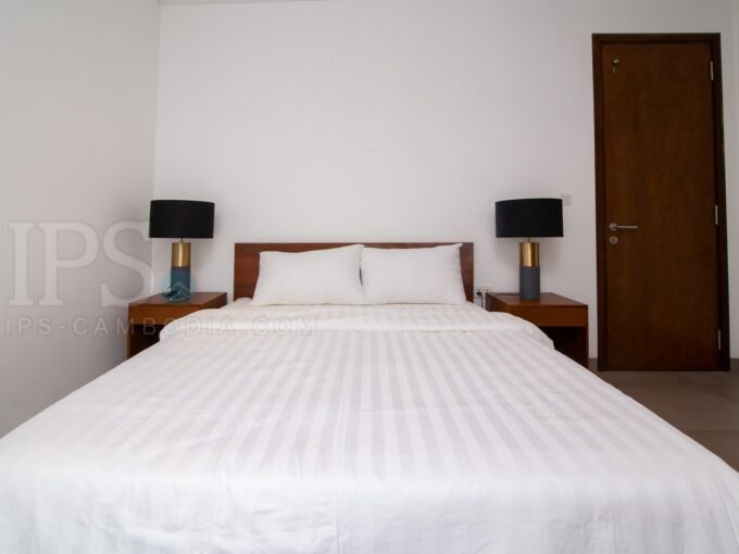 3 Bedroom Apartment  For Rent - BKK 1