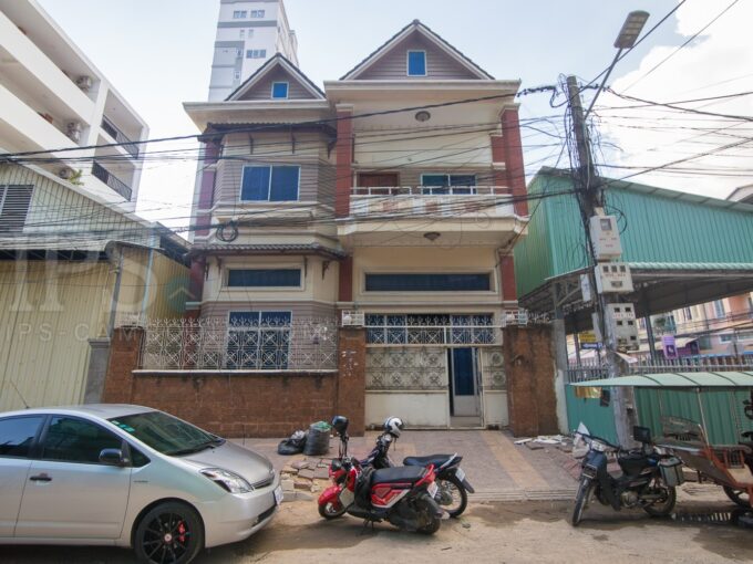 9 Bedroom Villa For Rent - Chamkarmorn