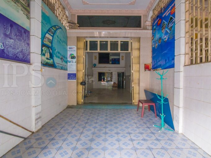 6 Bedroom Town House For Rent - Boeung Keng Kang 3