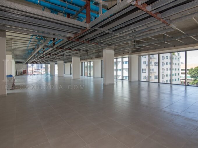 300 Sqm Office Space For Rent - Toul Svay Prey II